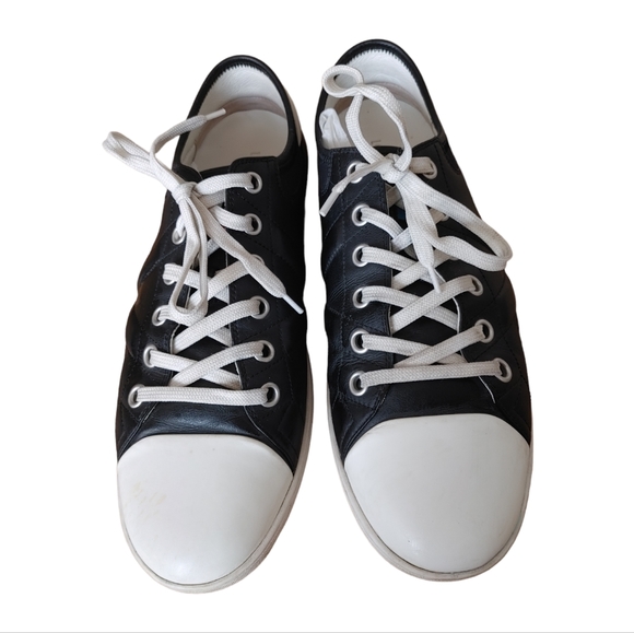 Louis Vuitton Black White Leather Sneakers - Picture 4 of 16